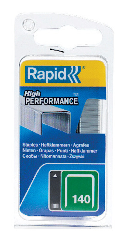 Förpackning med Rapid 140 häftklamrar, etikett i blått och gult, text på flera språk.